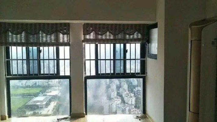 吾悦广场精装写字楼公寓上下两层实用104平 带柜机空调