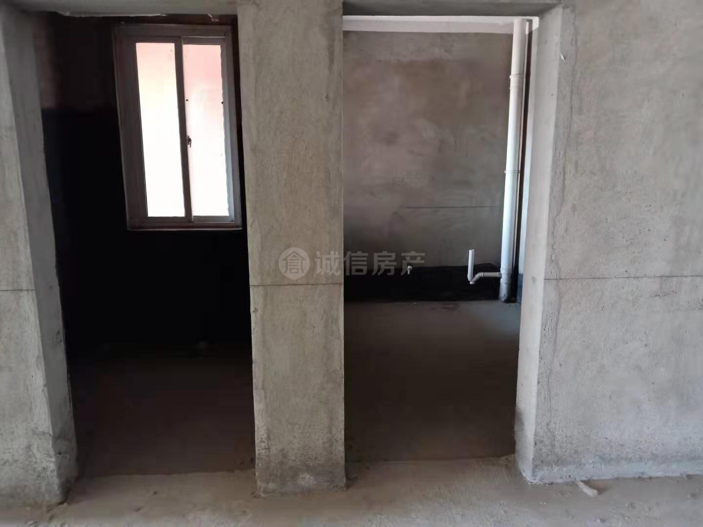 孔庄安置区,房主诚心出租，看中可谈5