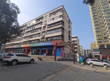 中兴小区-卧龙区城西中州路车站路交叉口向西11小对面