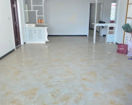 东鑫陶瓷物流园3室2厅2卫朝西精装