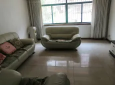 楚雄市|福源小区4室2厅1卫出售