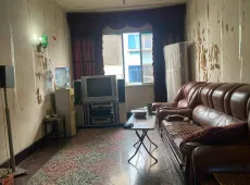 罗江县|树脂厂家属区2室1厅1卫出售
