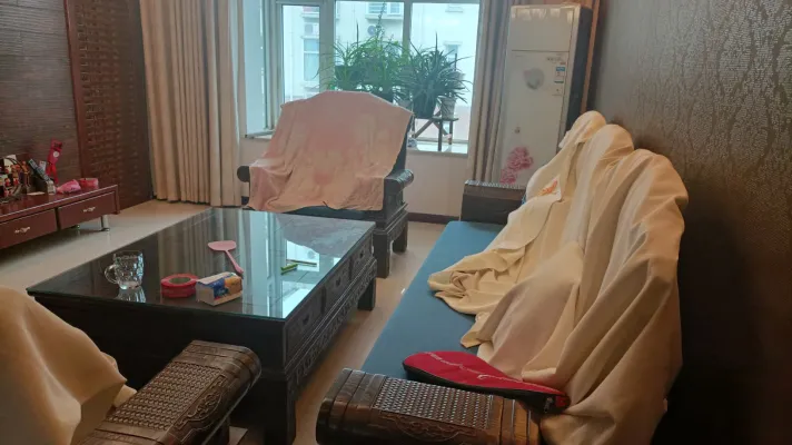 西班牙玫瑰豪装三室，全款改合同