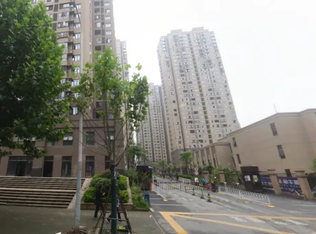 长丰城-硚口区硚口古田二路与长风交汇处