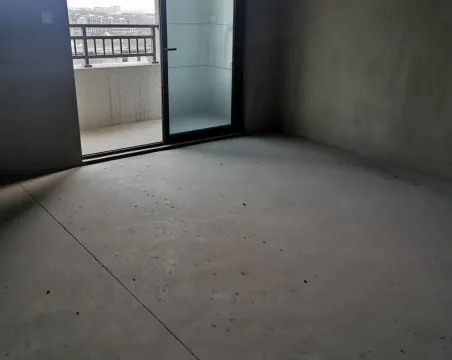 阳光城中山府4室2厅2卫朝南毛坯