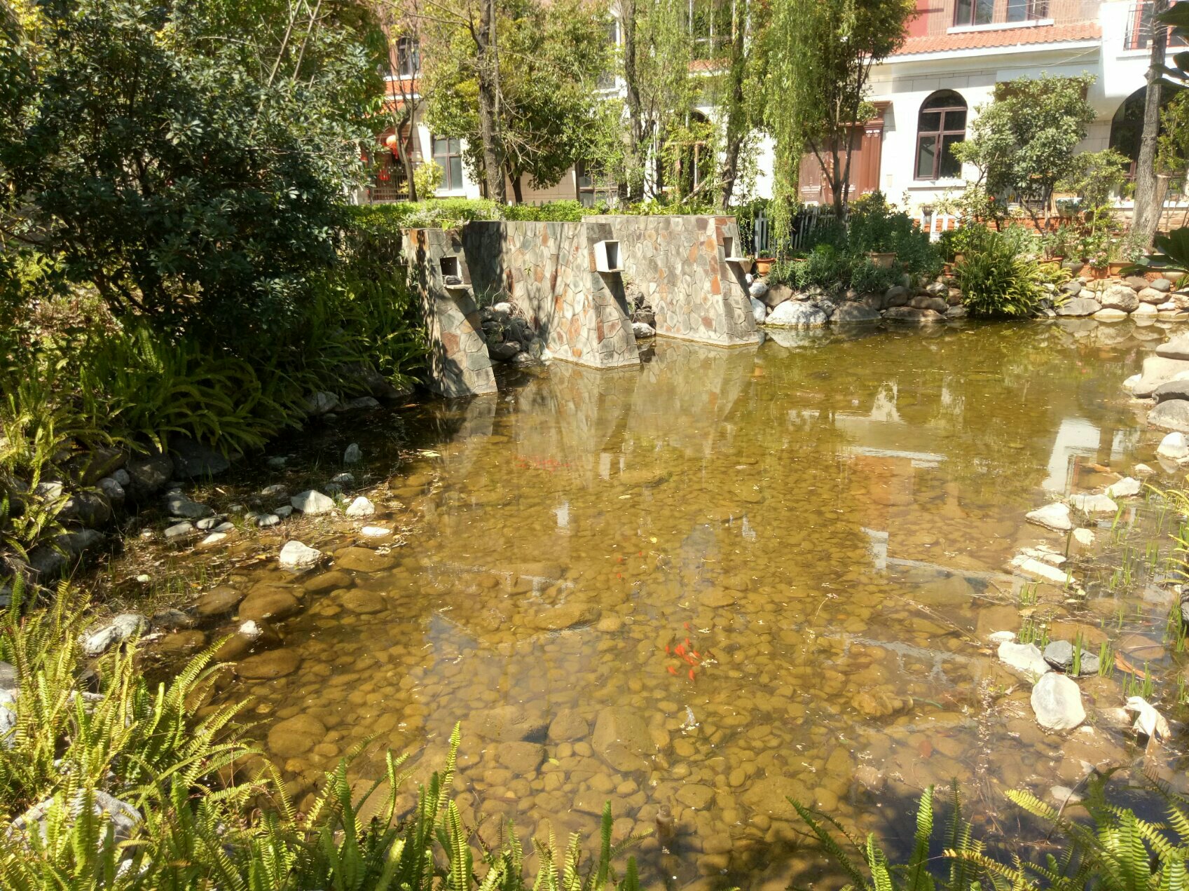 南疆坤城,坤城132平米，三室两厅两卫，房东诚心出售18
