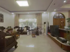 花都区|宝裕苑5室2厅3卫出售