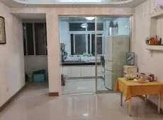 鹤城区|教师新苑4室2厅2卫出售
