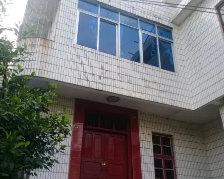 红军小学5室2厅2卫朝南普通