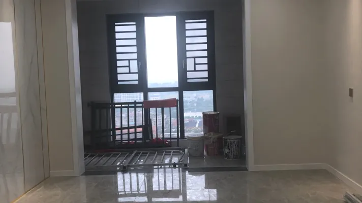 力生壹号院121㎡精装未入住92万