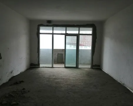 欣欣水岸家园3室2厅2卫朝西毛坯