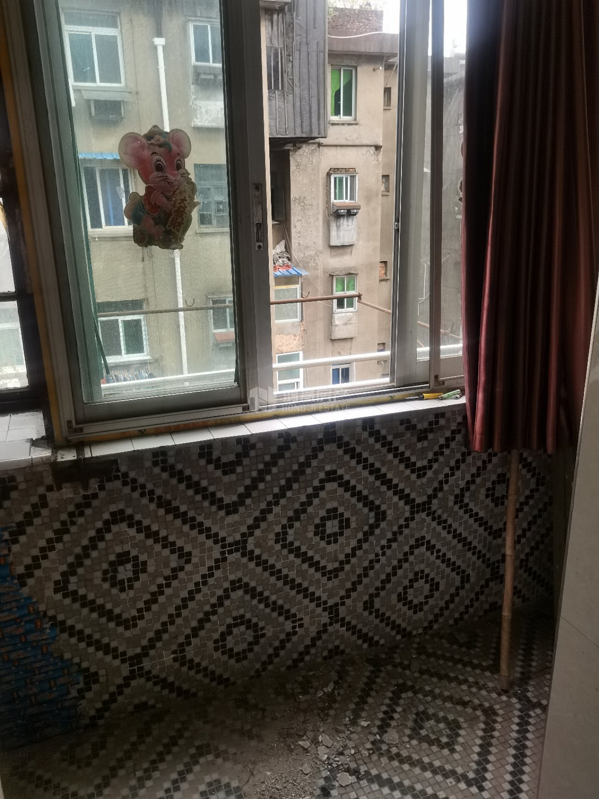铁路八村,铁路八村超好的地段，住家舒适9