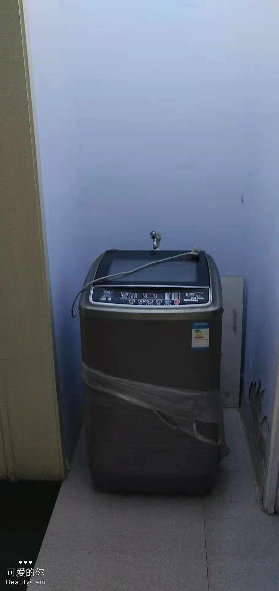 龙湾小区,龙湾小区三层两室精装修家电齐全5