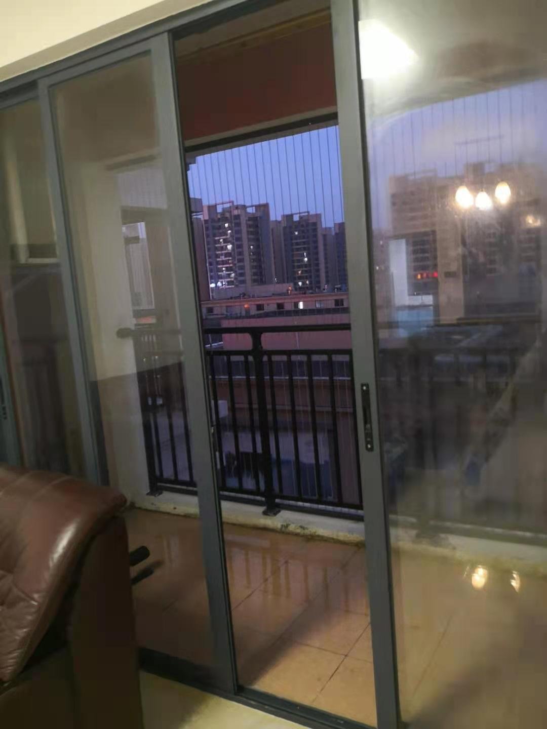 新都汇时代广场,2室2厅2卫2阳台2100元/月,环境幽静,居住舒适3