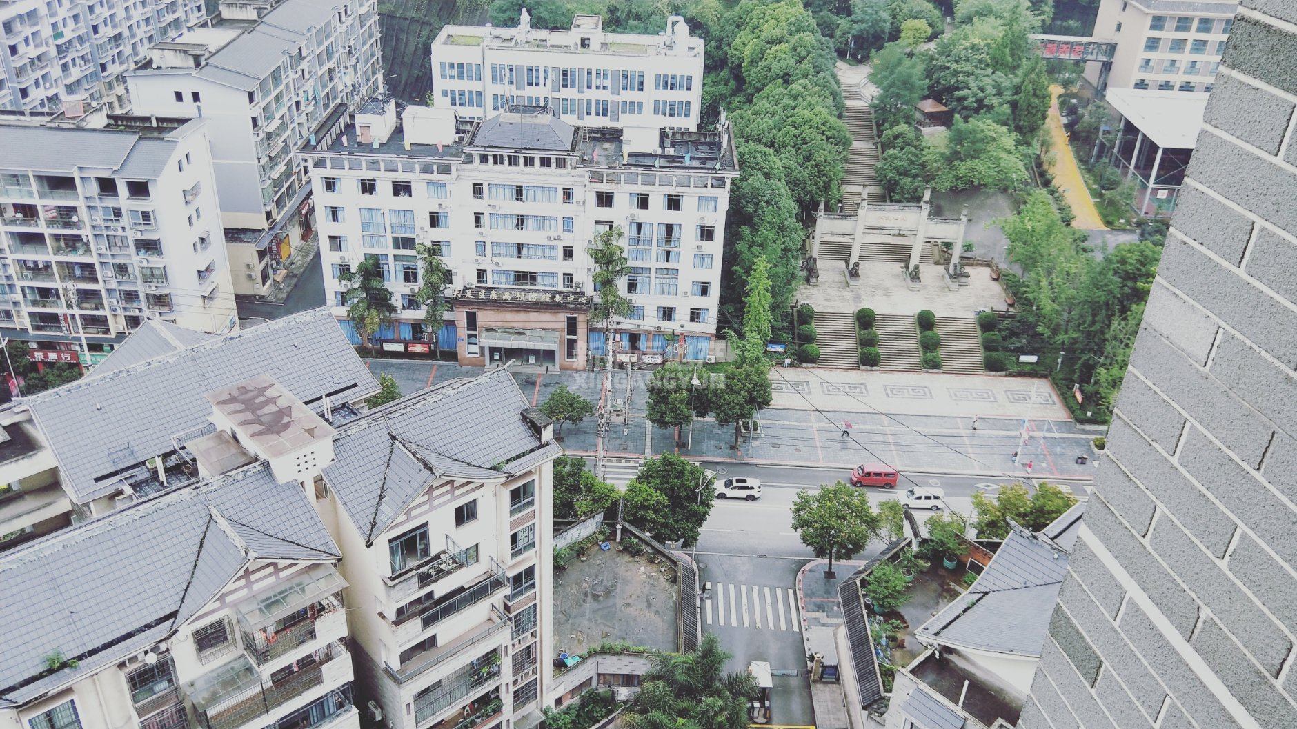 香山御景精装城北高档小区纯本西班牙风格-香山御景二手房价