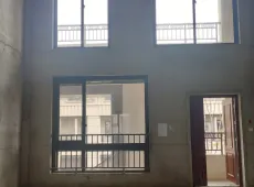 连云区|金辉优步花园一期4室2厅3卫出售|买房租房佣金全返