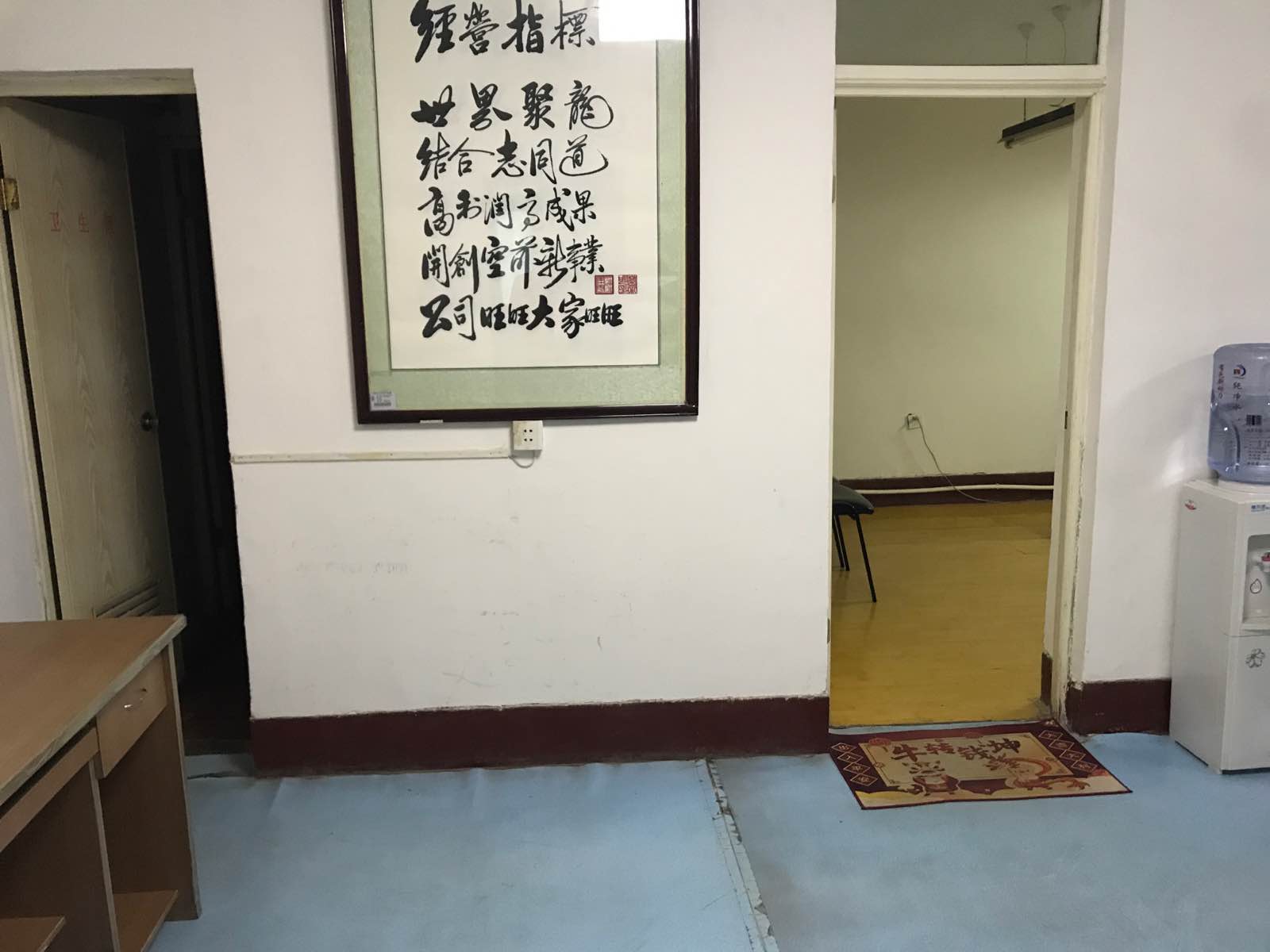 建银小区,十中，十四校，交通方便，三室两厅一卫13