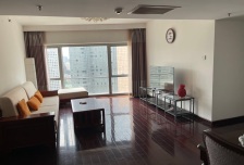 财富新出高层观景三居。