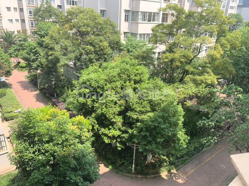 麒麟区东片区精装5室2厅2卫二手房出售17