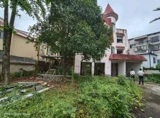 夷陵区|长江市场5室2厅2卫出售
