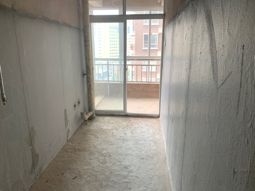 麒麟区南片区毛坯3室1厅1卫二手房出售10