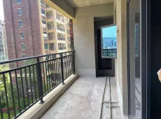 楚雄市|格林天城5室2厅3卫出售