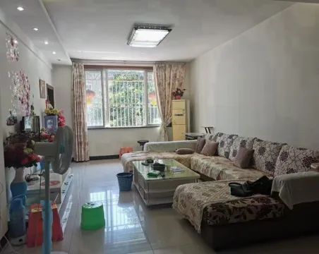 犍为锦绣华庭3室2厅2卫朝东精装