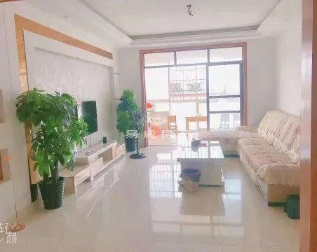 罗山香江花园3室2厅2卫精装