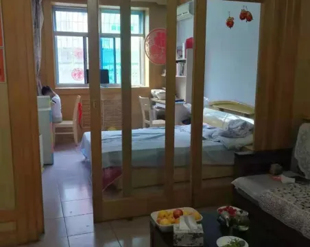 红卫小区3室2厅1卫朝南北普通