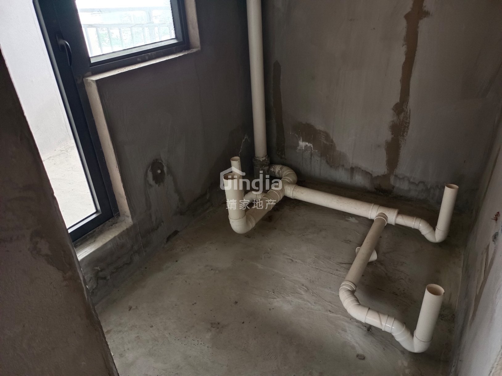 麒麟区北片区毛坯3室2厅2卫二手房出售10