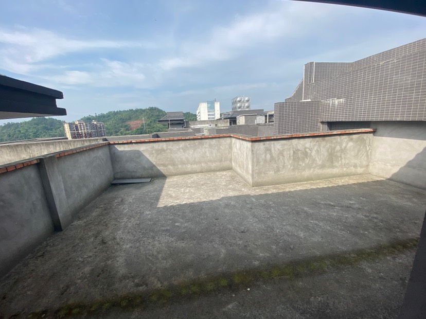未来城,经典4室2厅2卫2阳台户全明毛坯两证齐全5