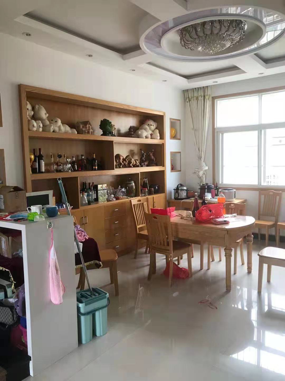 伟业公园路小区,伟业公园路小区复式楼出售，大户型9