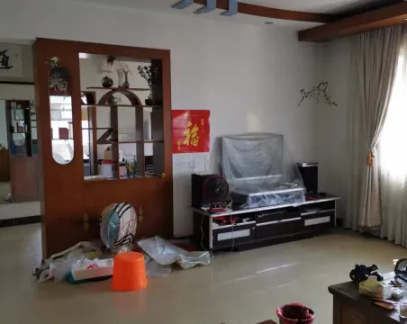 福园小区4室2厅1卫朝南北精装