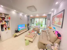 解放区|和诚外滩3室2厅2卫出售