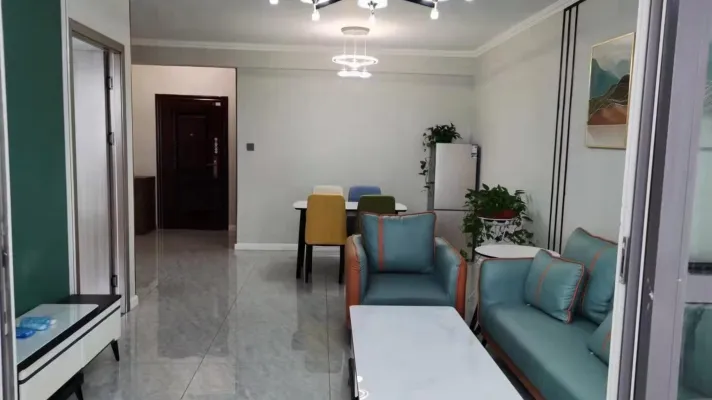 万达华府两室3000唐口房东，家具宝箱