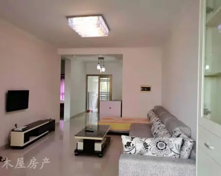 龙湖郡3室2厅2卫朝南北精装
