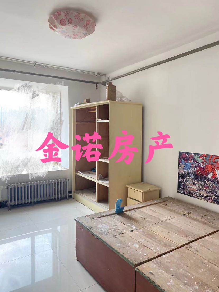 矿务局四小区,简装修带简单家具，议价3