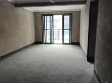 七星区|彰泰睿城4室2厅2卫出售|买房租房佣金全返