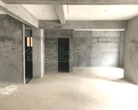 世和御景3室2厅2卫毛坯