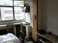 楚雄市|石油公司2号院4室2厅2卫出售