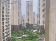 吉首市|溶江小区4室2厅2卫出售