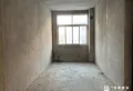 江汉路 化工局住宿区84平毛坯两室 院落干净停车位充足2