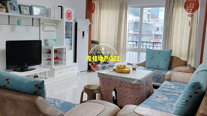 6959瑞龙苑精装大三房出售，家具家电齐全