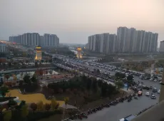 平舆县|华鼎天下城六期3室2厅1卫出售|买房租房佣金全返