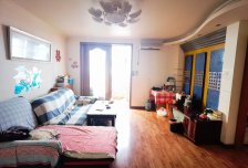 晓月苑五里，2室1厅1卫1阳台。