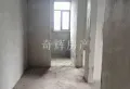 派华新都3室1厅1卫，房产证齐全支持按揭，二月满两年5