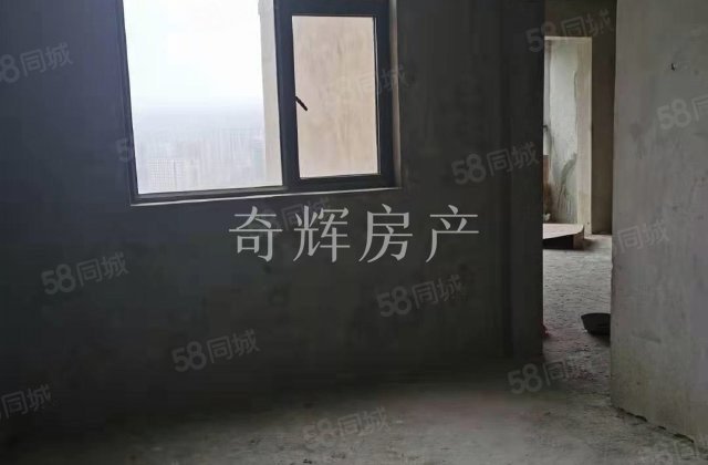 派华新都,派华新都3室1厅1卫，房产证齐全支持按揭，二月满两年7