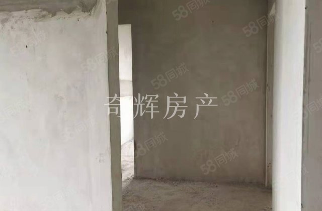派华新都,派华新都3室1厅1卫，房产证齐全支持按揭，二月满两年2