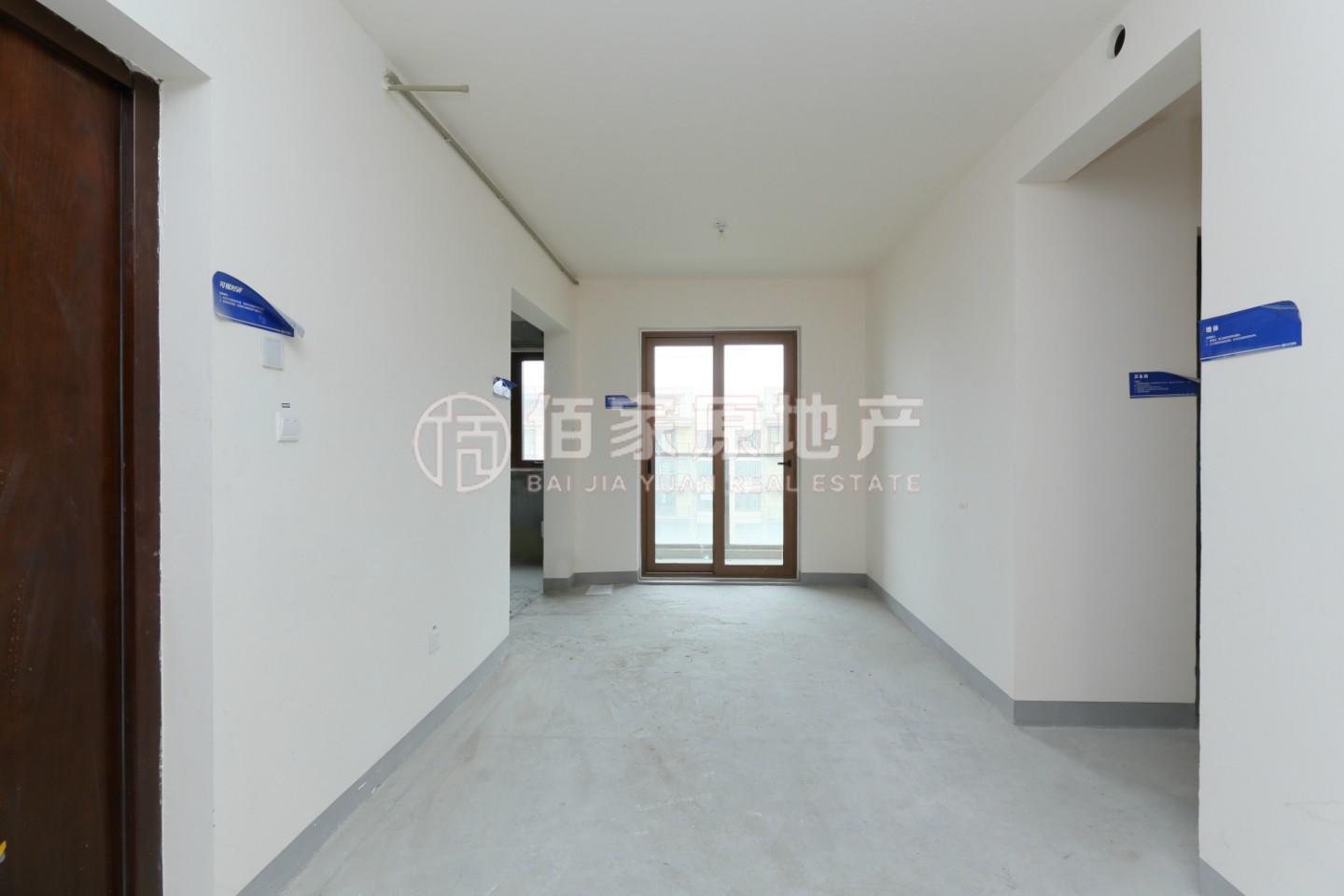 鼓楼区建宁路毛坯3室2厅2卫二手房出售10