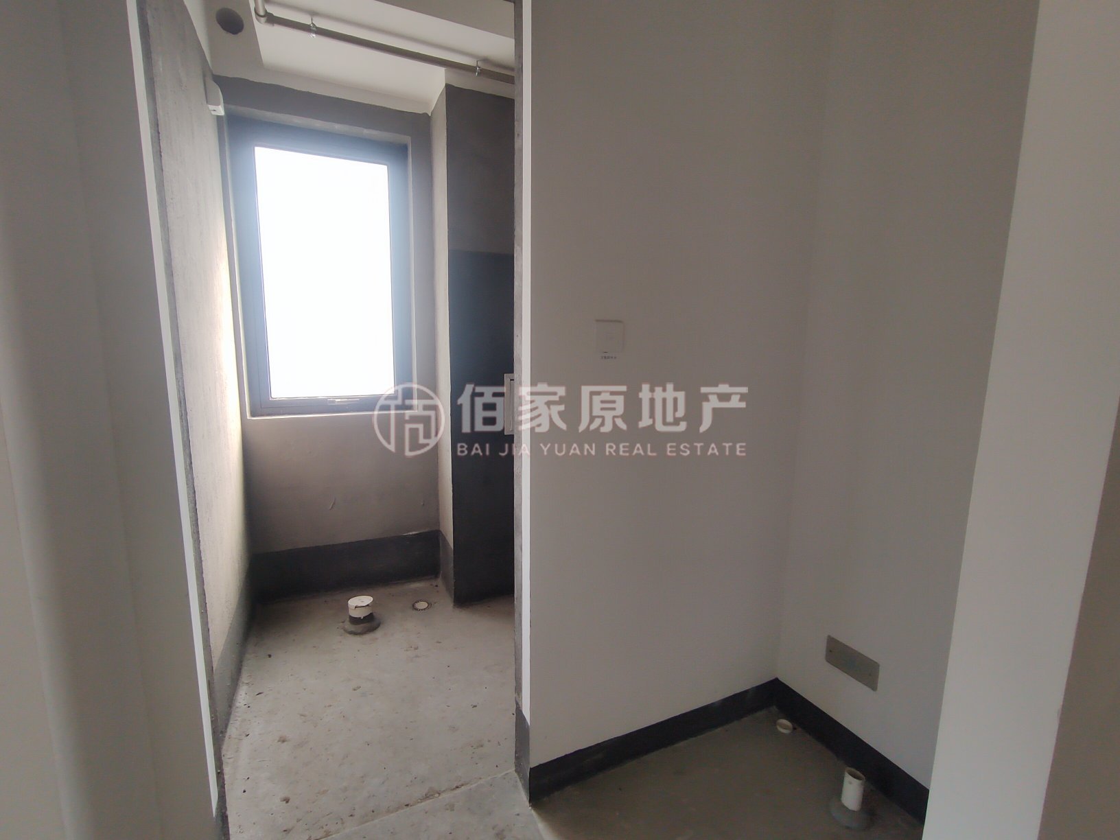 鼓楼区滨江带毛坯3室2厅2卫二手房出售2